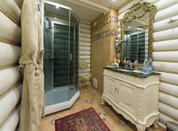 Улучшенный люкс в Гостинице Old House Resort & SPA